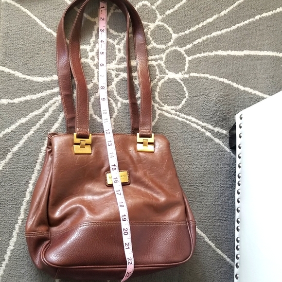 Mondani Handbag - Picture 4 of 10